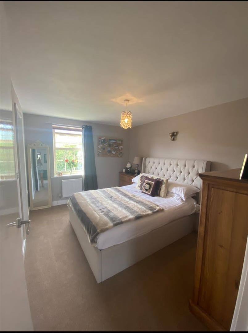 Outfield Close, Great Oakley, Corby
