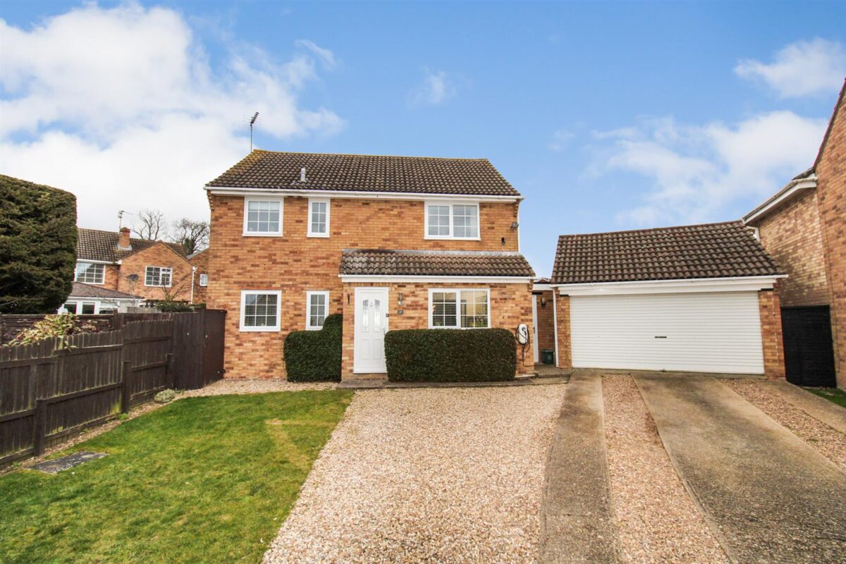 Home Close, Great Oakley, Corby