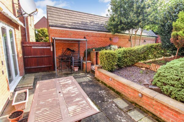 Chatsworth Road, Corby