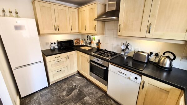 Nuthatch Close, Corby