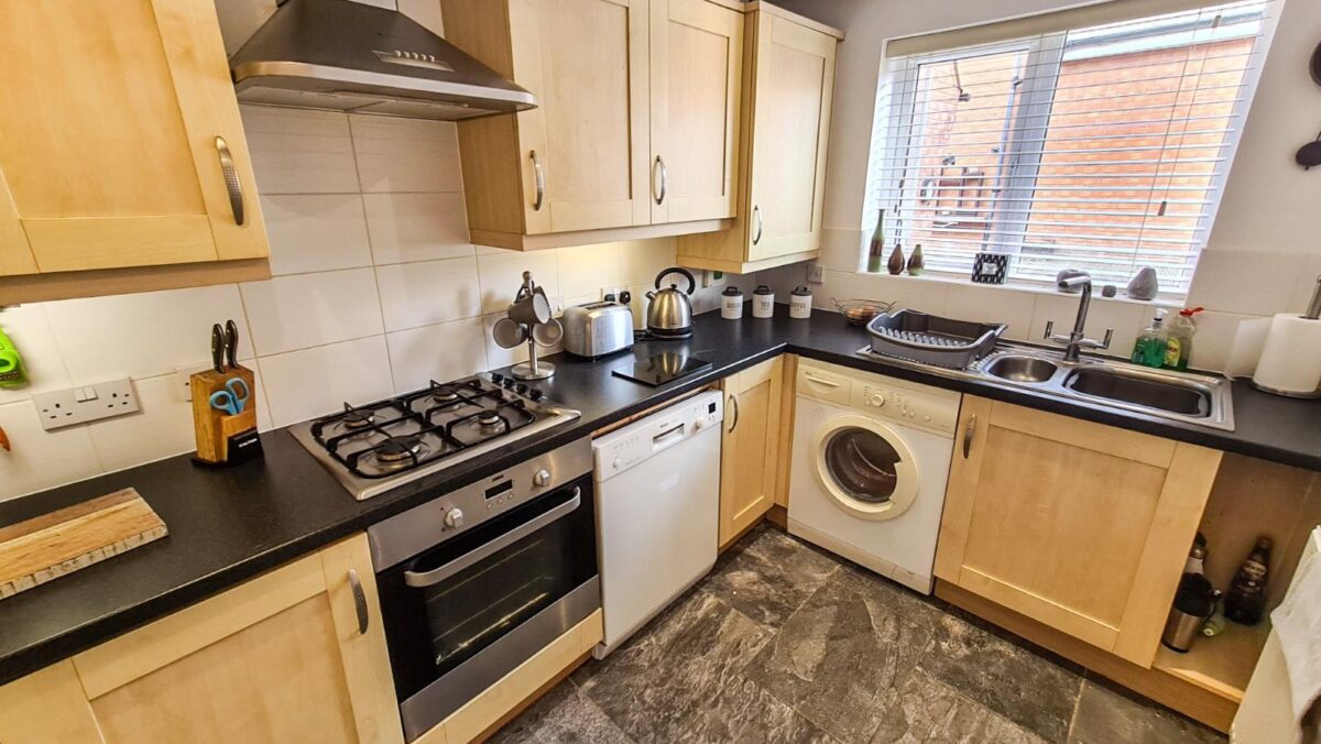 Nuthatch Close, Corby