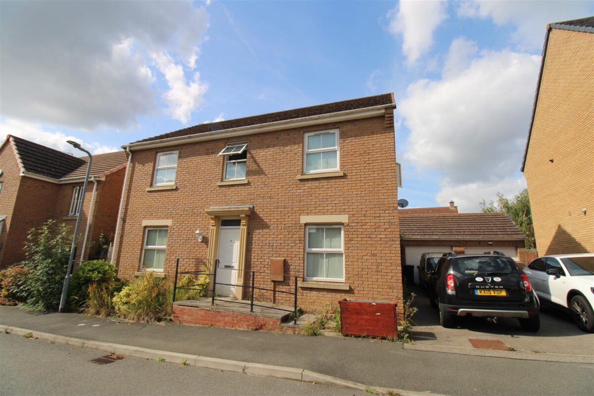 Wren Close, Corby
