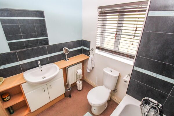 Butland Road, Corby