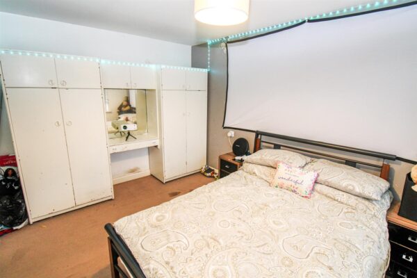 Butland Road, Corby
