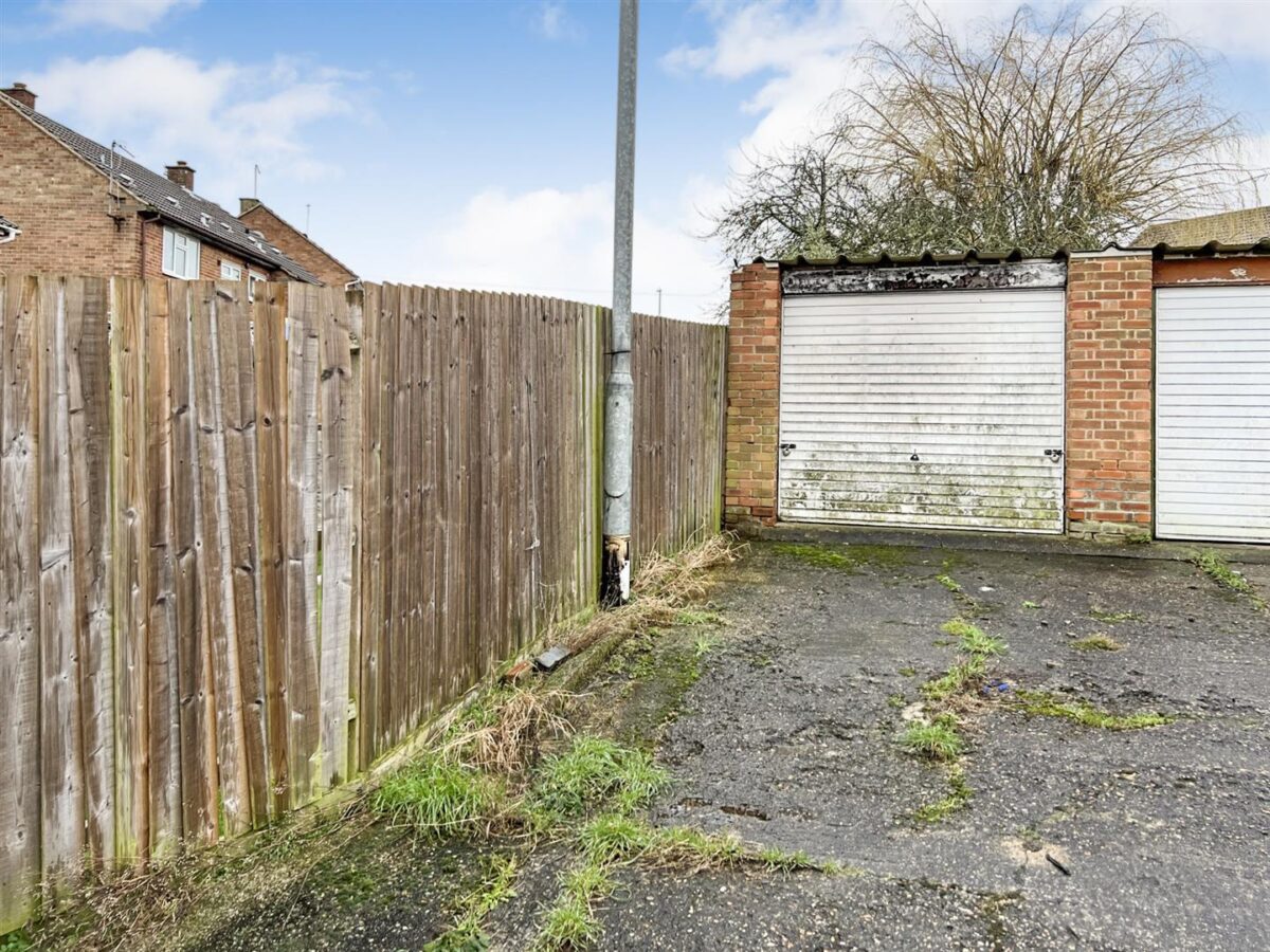 Blake Road, Corby