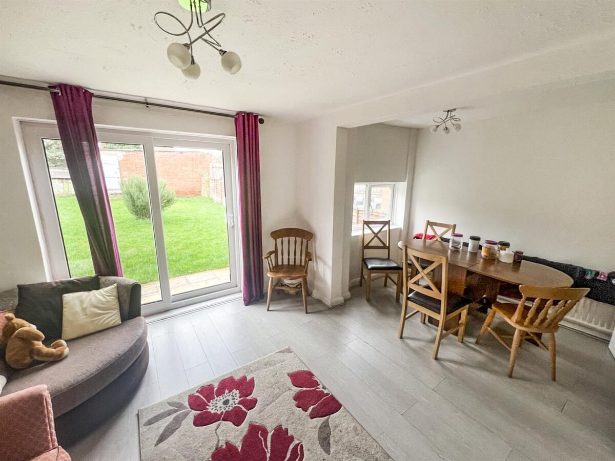 Blake Road, Corby