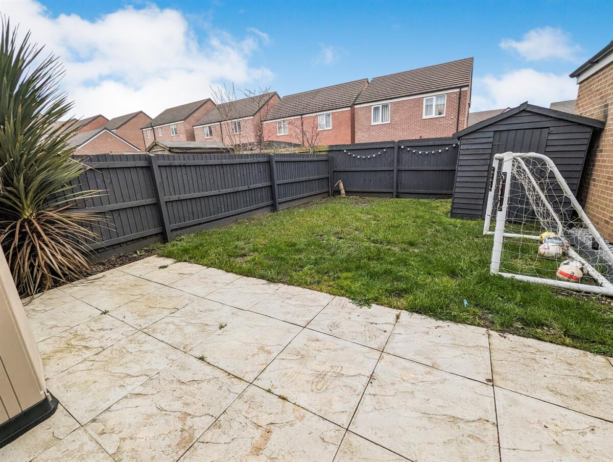 Airfield Way, Weldon, Corby