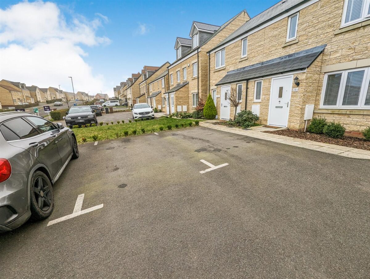 Airfield Way, Weldon, Corby