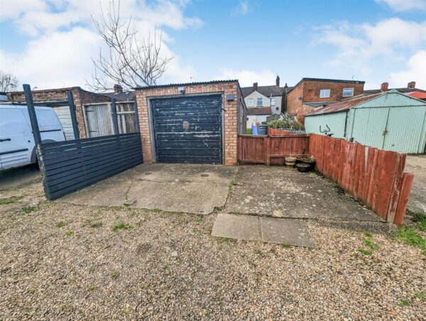 Weldon Road, Corby