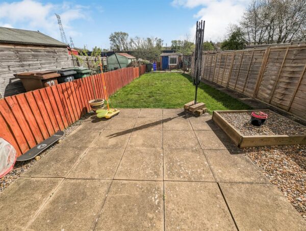 Weldon Road, Corby