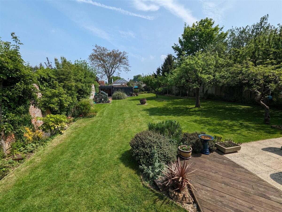 The Gardens, East Carlton, Market Harborough