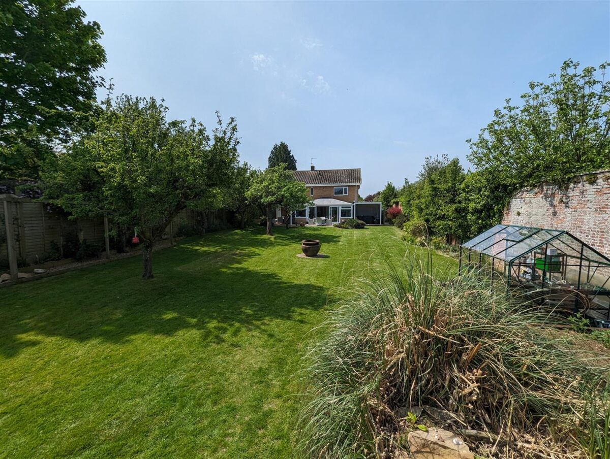 The Gardens, East Carlton, Market Harborough