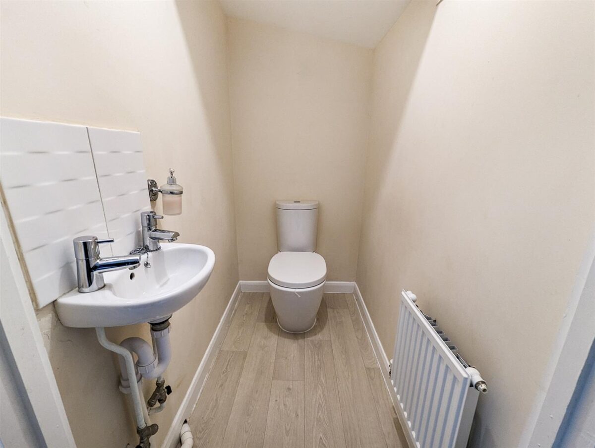 Savernake Drive, Corby