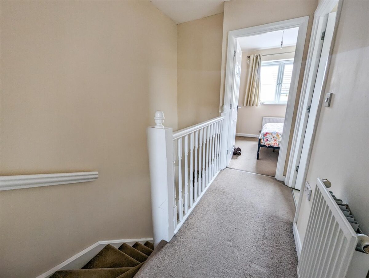 Savernake Drive, Corby