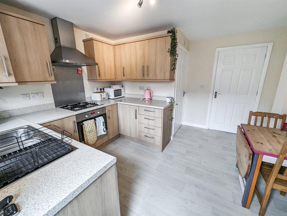 Savernake Drive, Corby