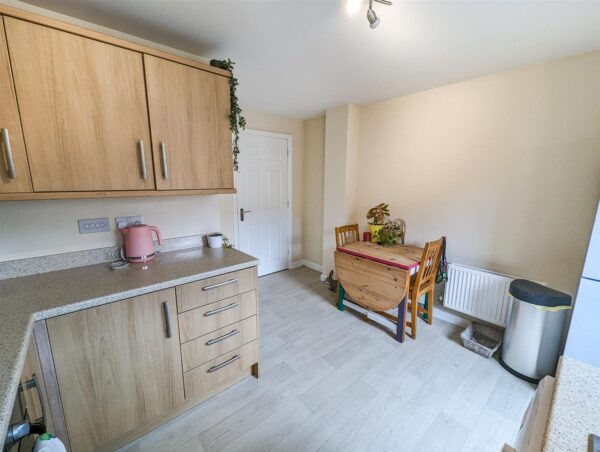 Savernake Drive, Corby