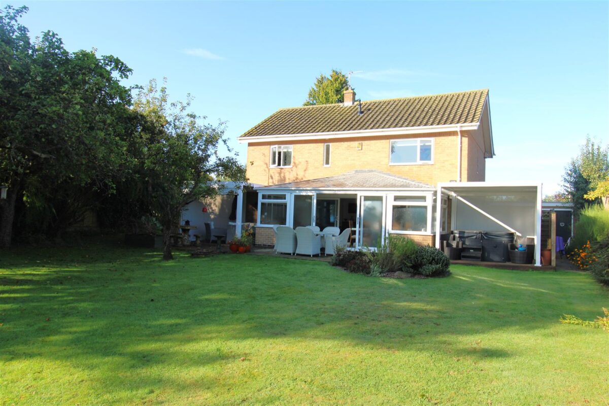 The Gardens, East Carlton, Market Harborough