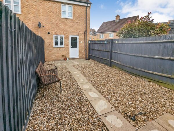 Savernake Drive, Corby