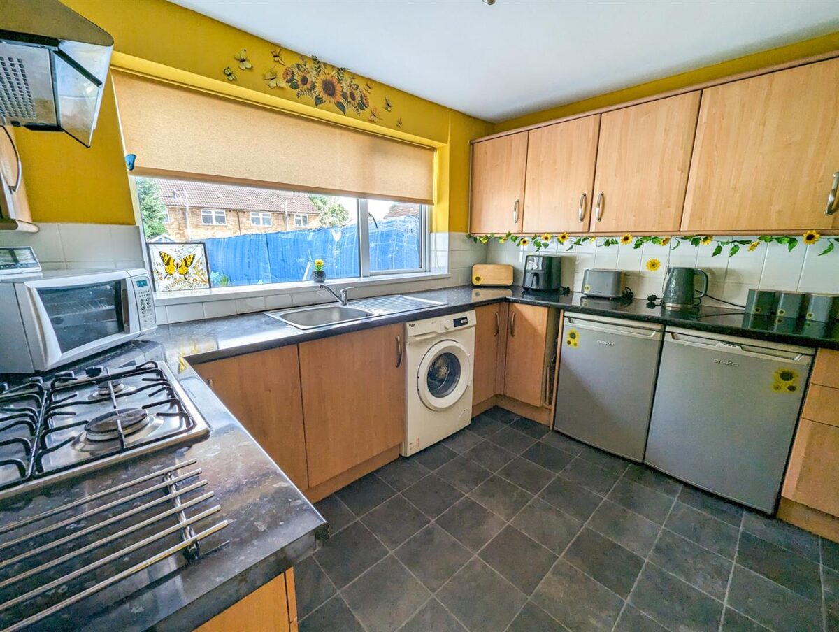 Barnsley Square, Corby