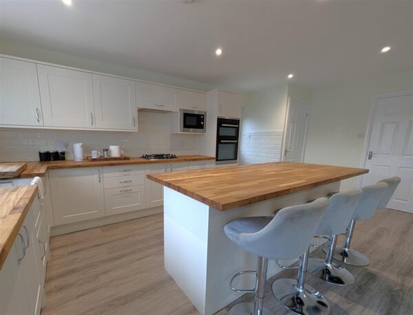 Hillside Crescent, Weldon, Corby