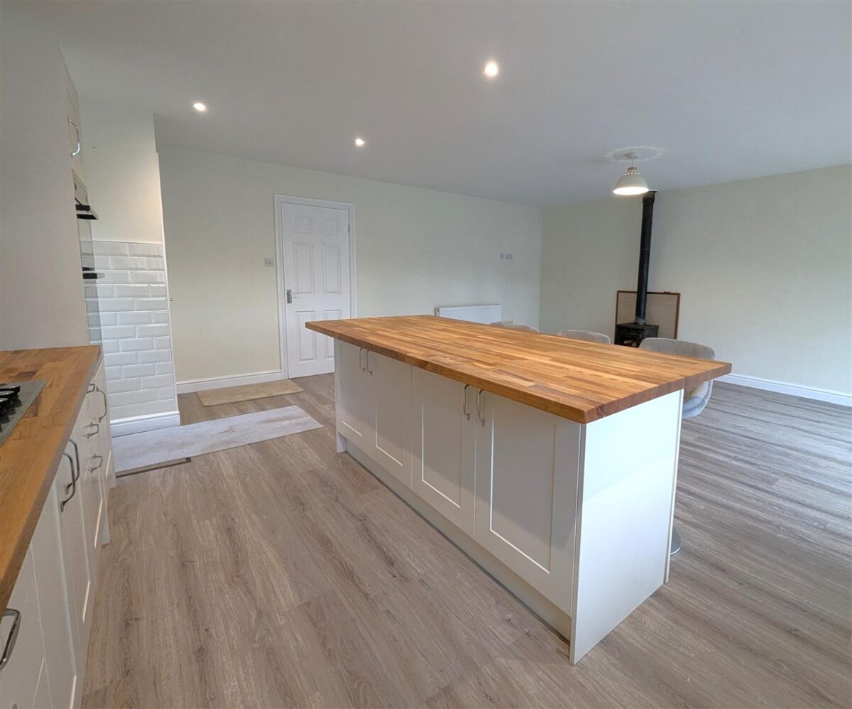 Hillside Crescent, Weldon, Corby