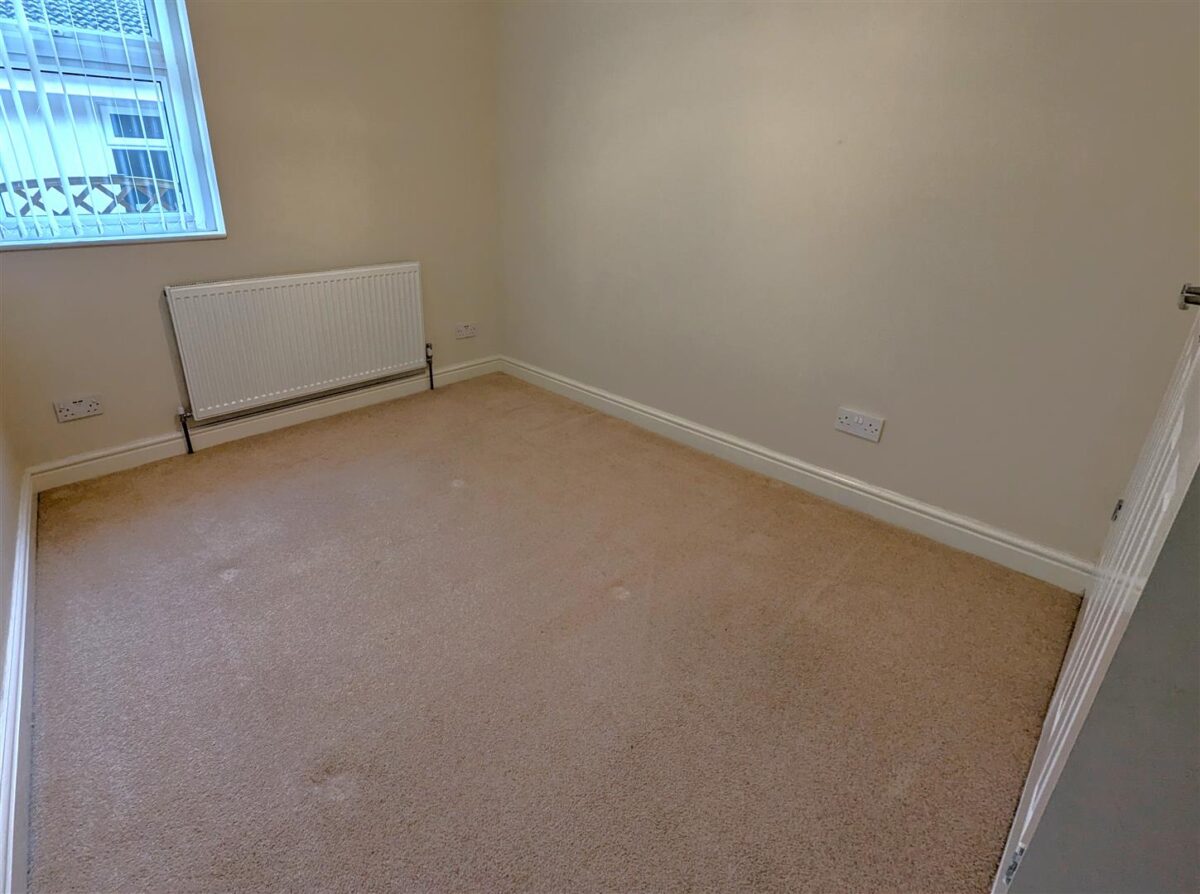 Hillside Crescent, Weldon, Corby