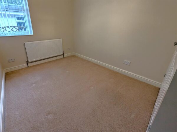 Hillside Crescent, Weldon, Corby