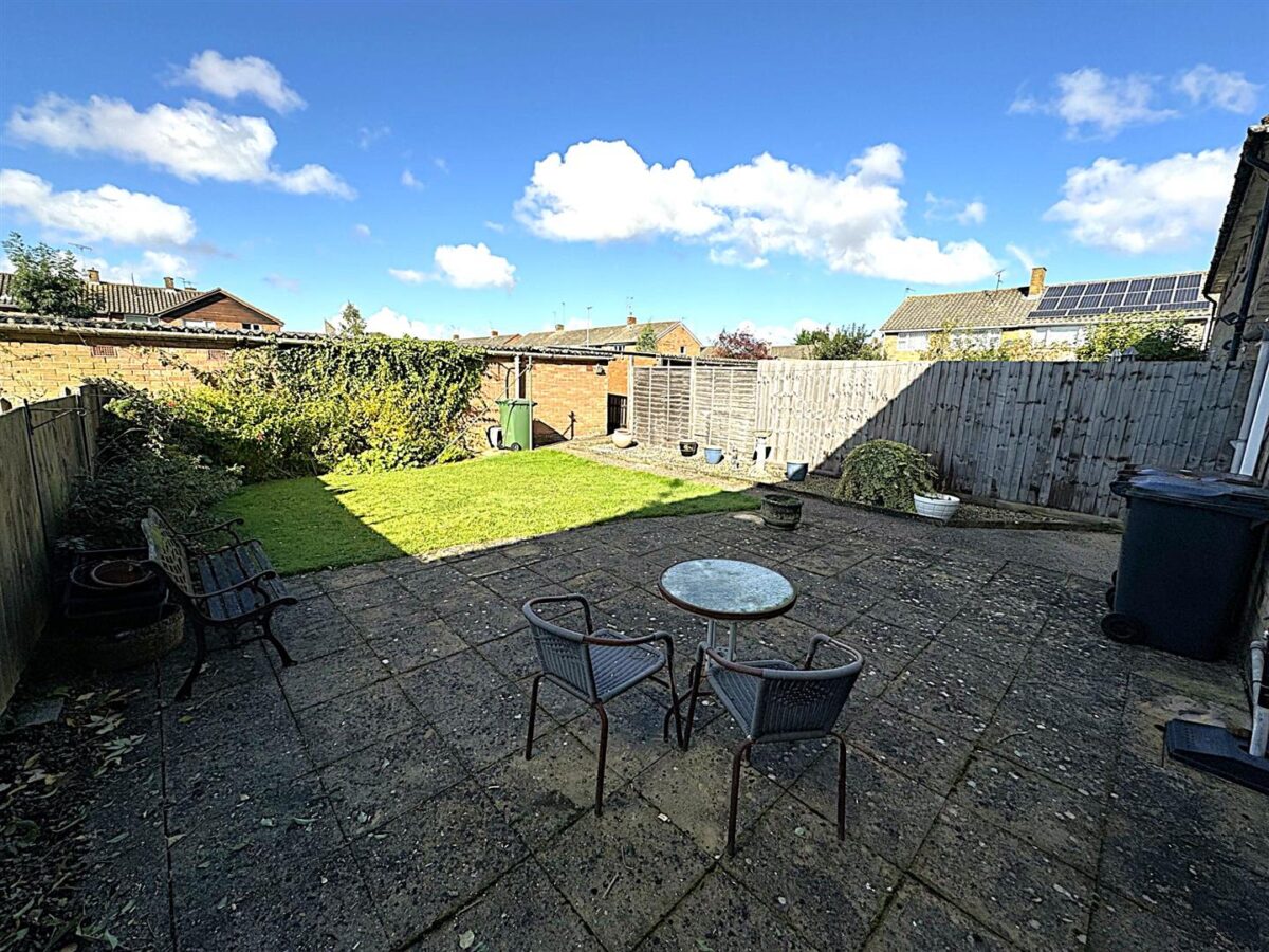 Westwood Walk, Corby