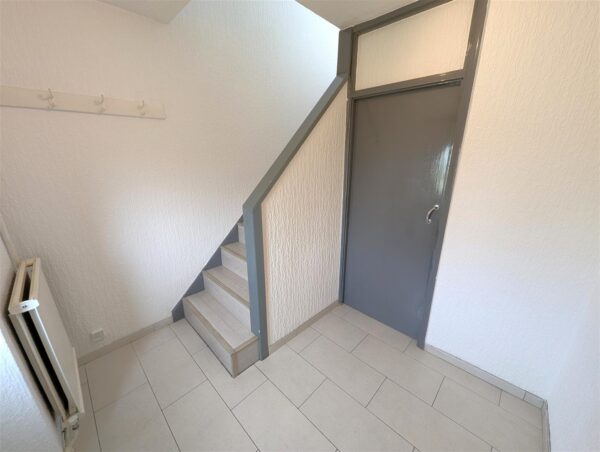 Willow Brook Road, Corby