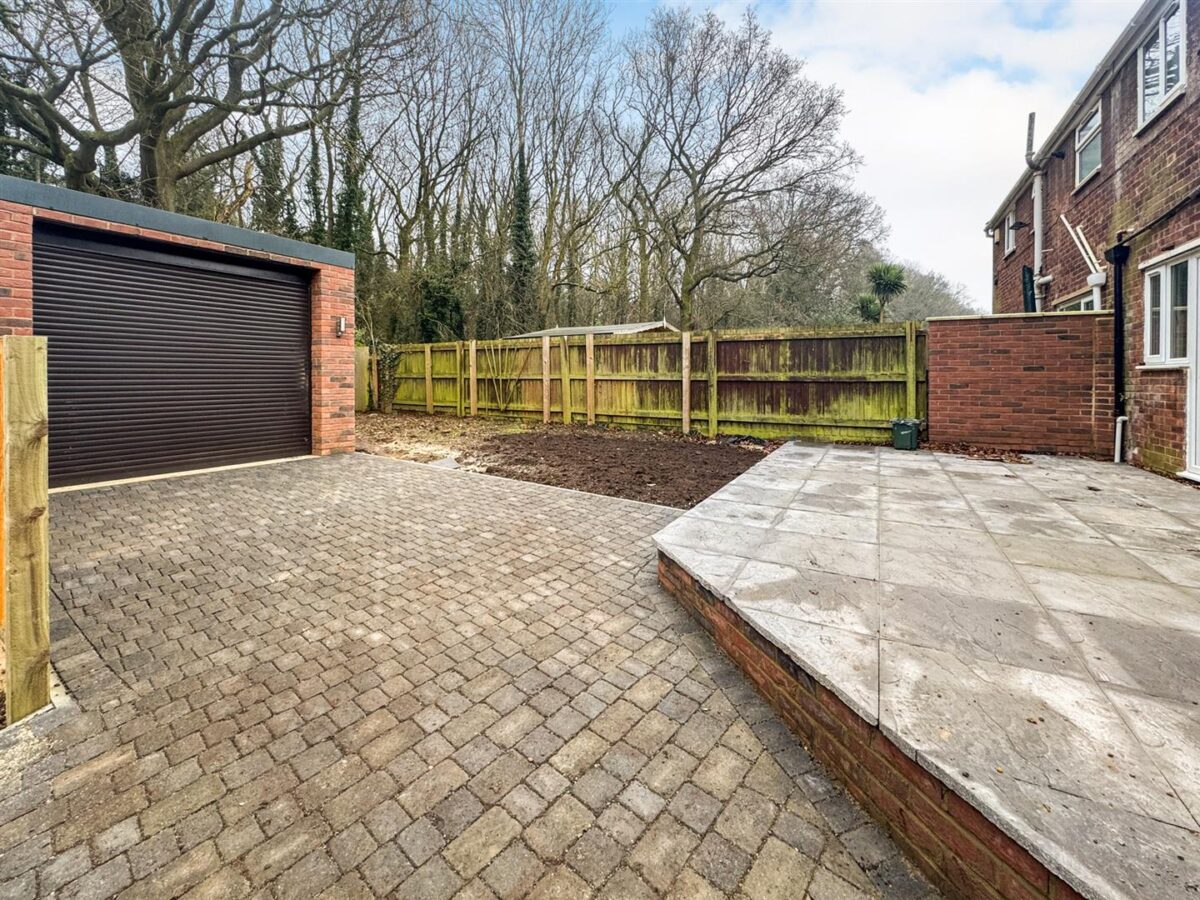 Oxford Road, Corby