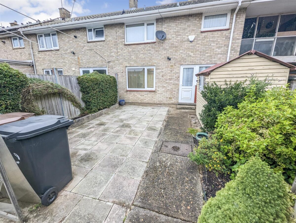 Ollerton Walk, Corby