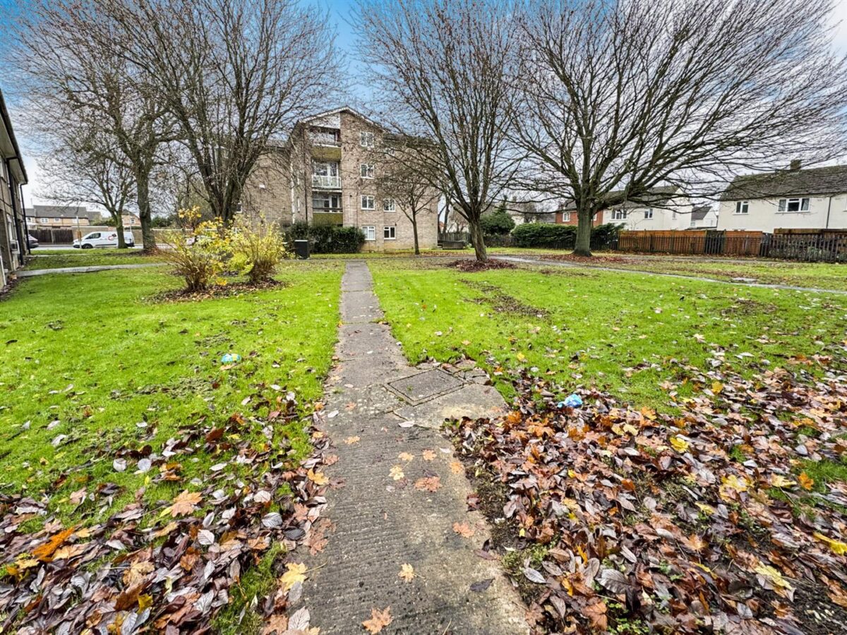 Thurso Walk, Corby