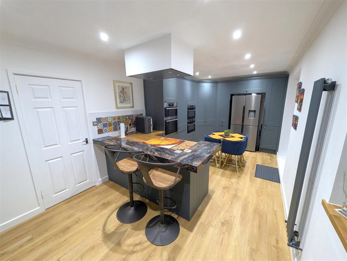 Woodnewton Way, Corby