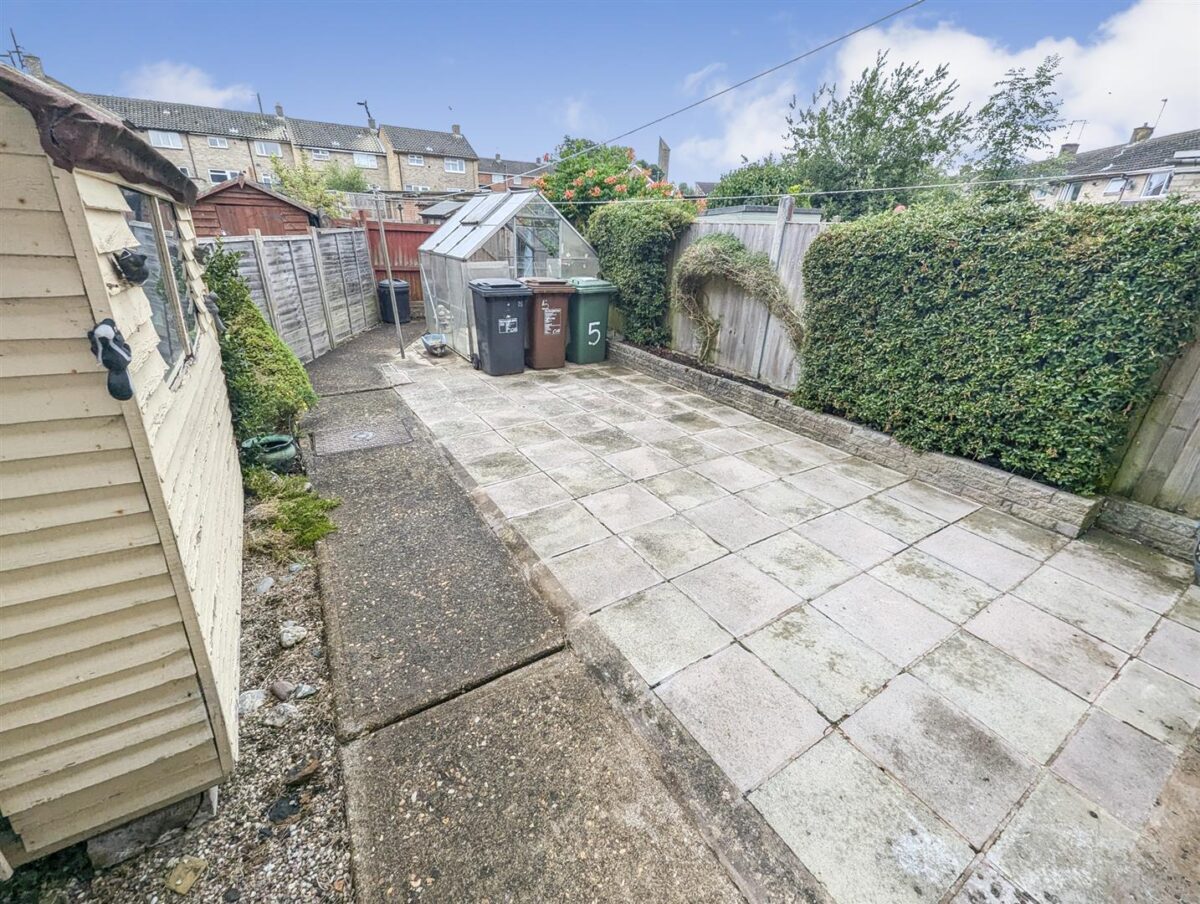 Ollerton Walk, Corby