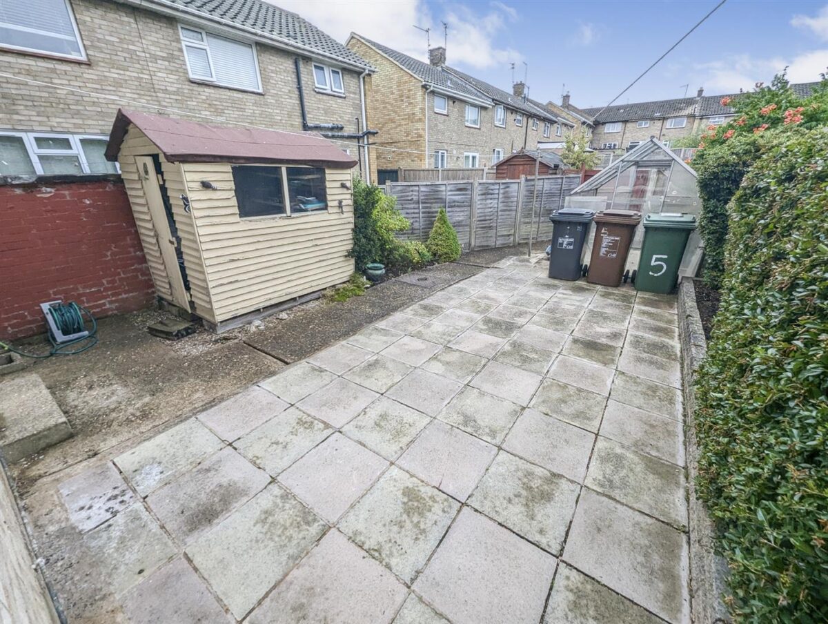 Ollerton Walk, Corby