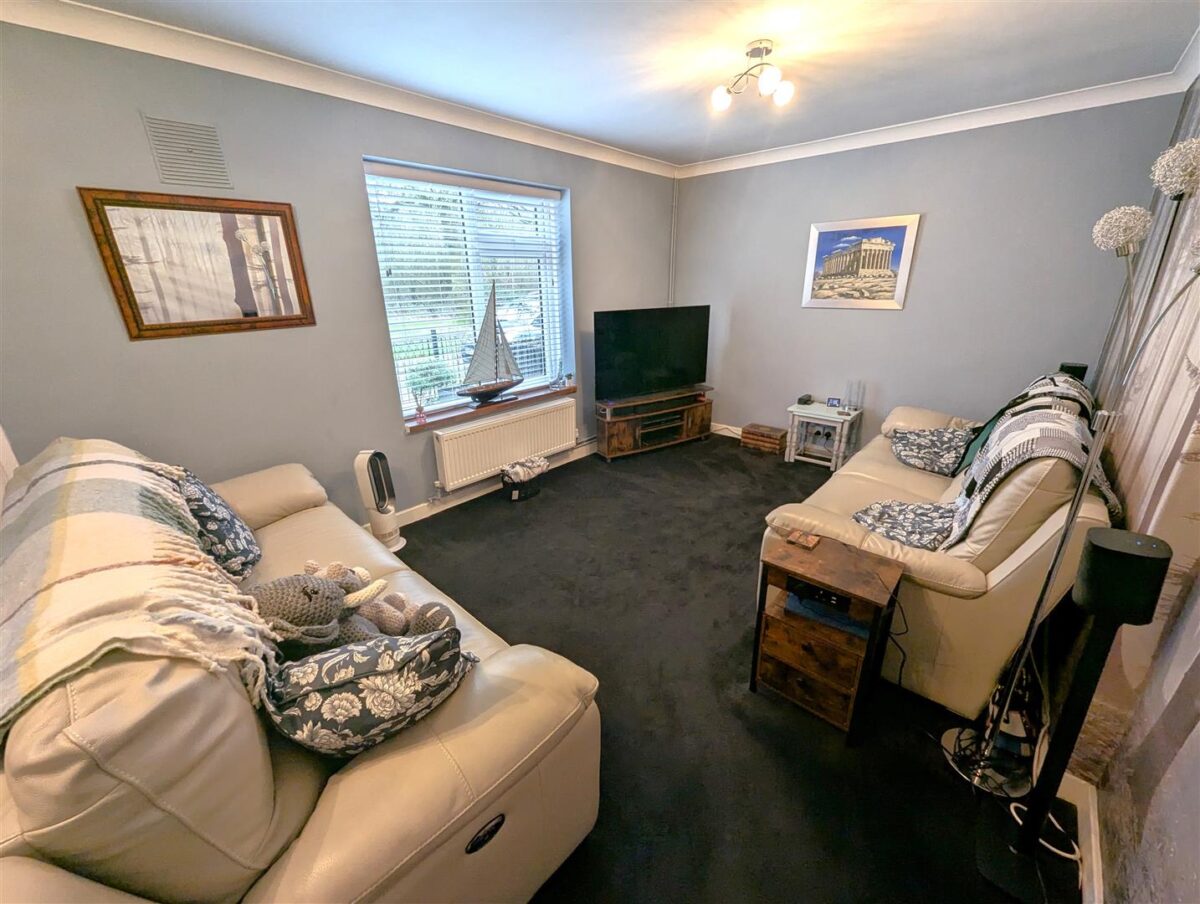 Woodnewton Way, Corby