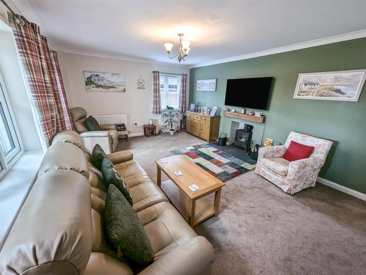 Chapel Road, Weldon, Corby