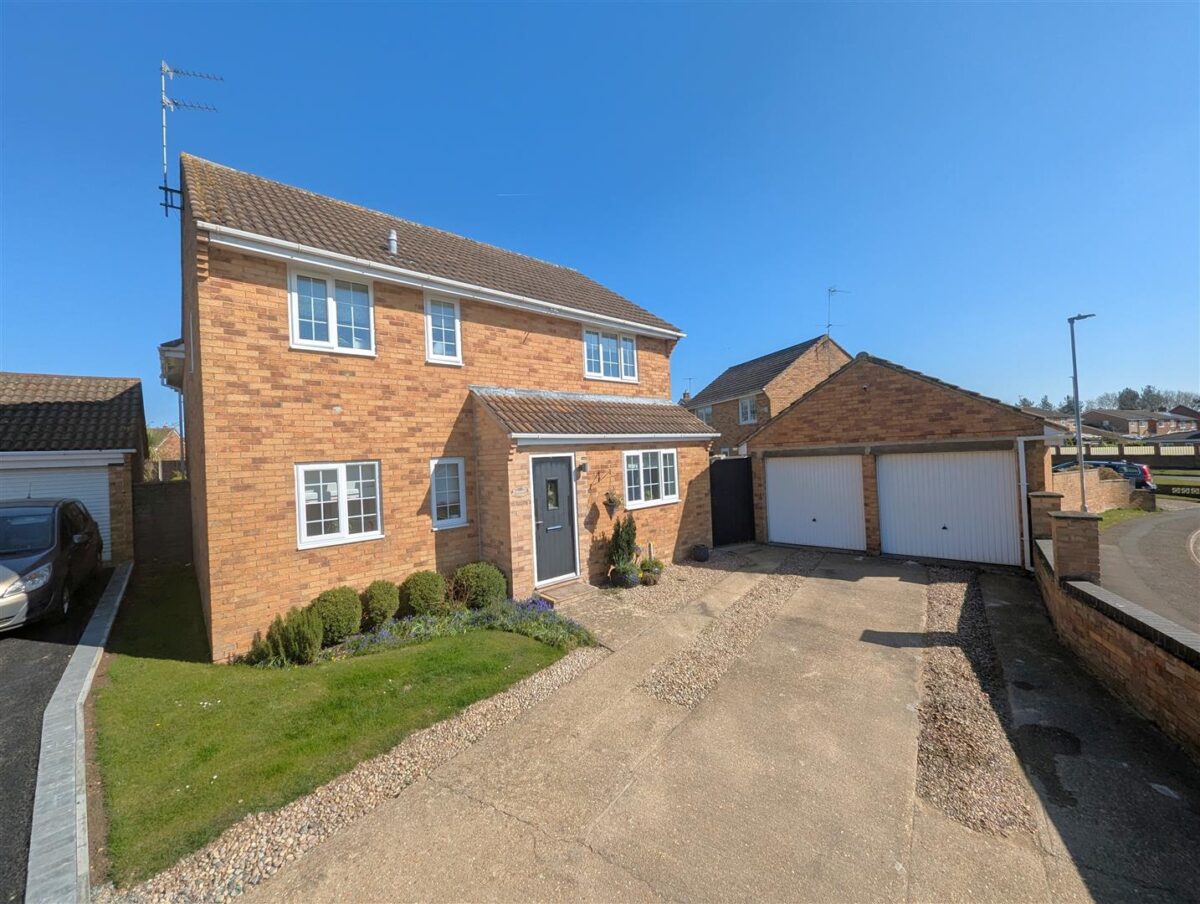 Home Close, Great Oakley, Corby