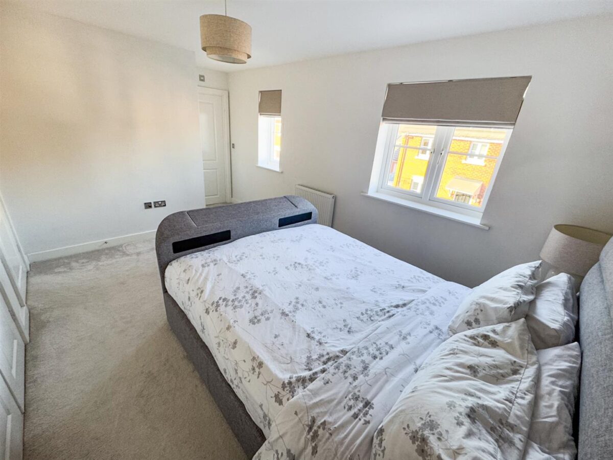 Speke Close, Corby