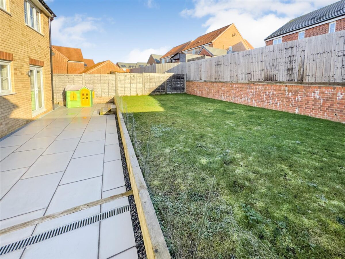 Speke Close, Corby