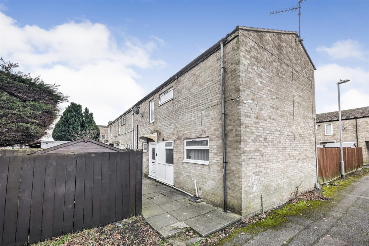 Brinkhill Walk, Corby