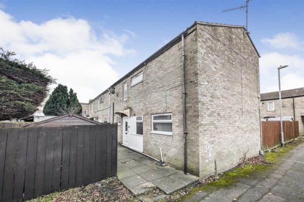 Brinkhill Walk, Corby