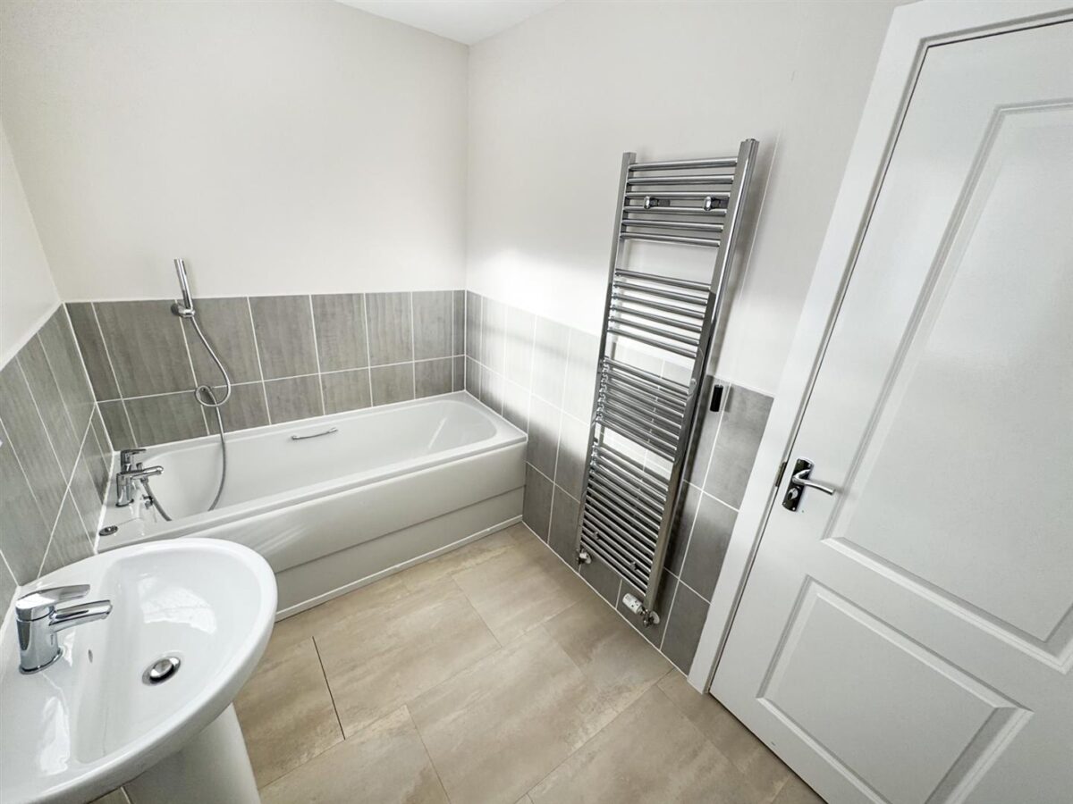 Speke Close, Corby