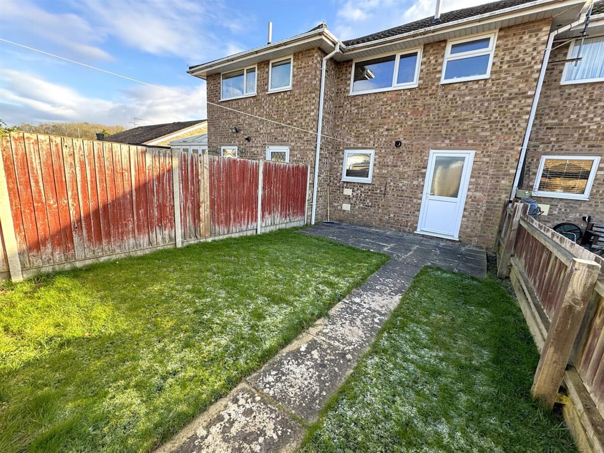 Bergen Walk, Corby