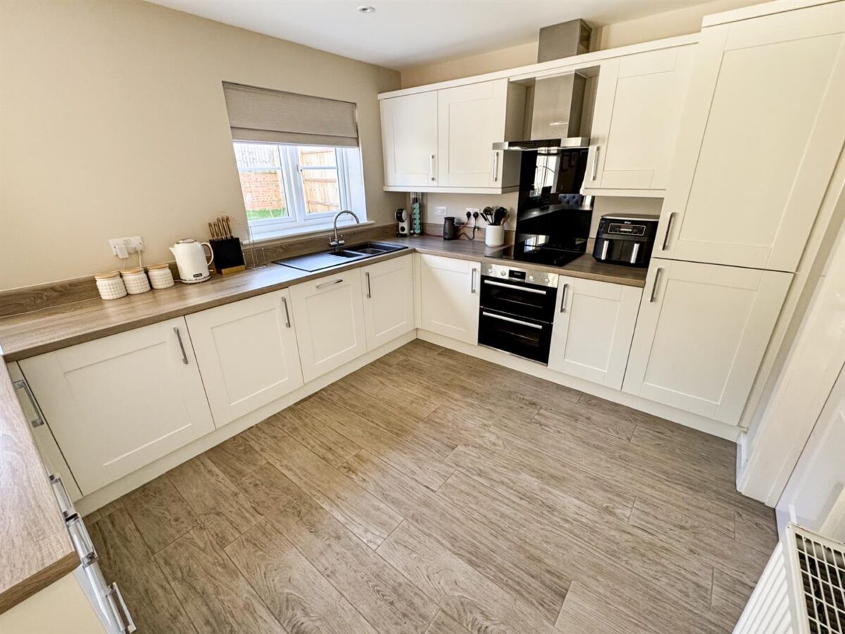 Speke Close, Corby