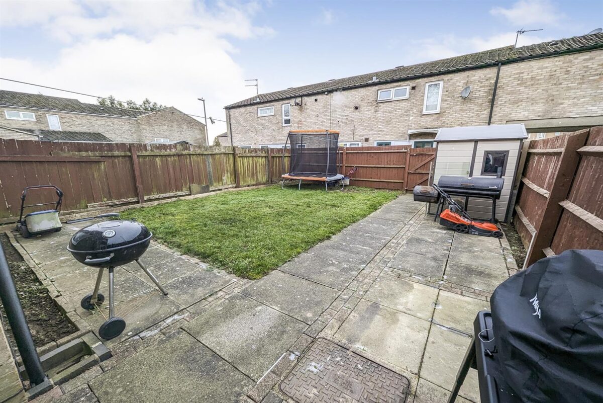 Brinkhill Walk, Corby