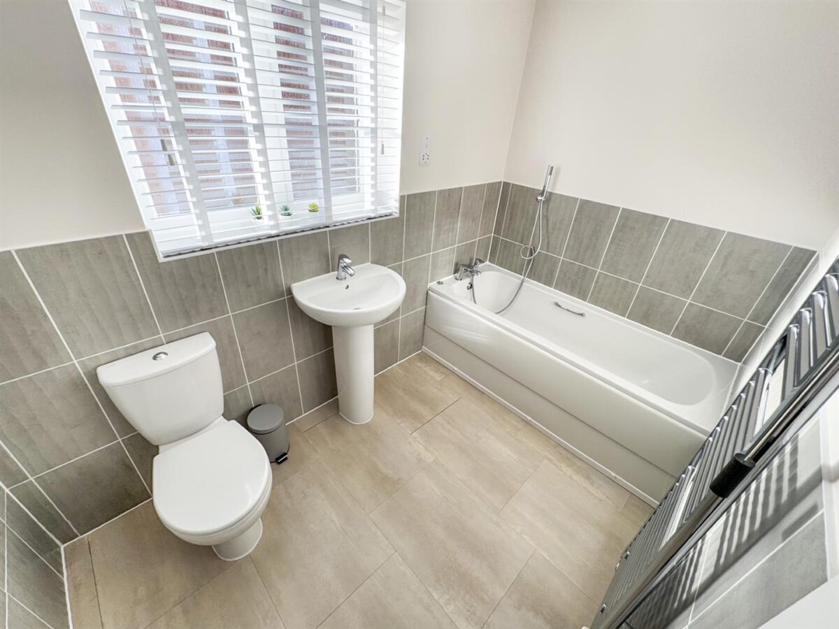 Speke Close, Corby