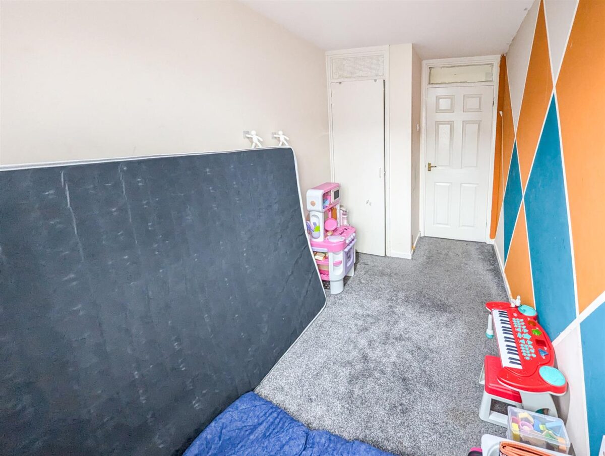Brinkhill Walk, Corby