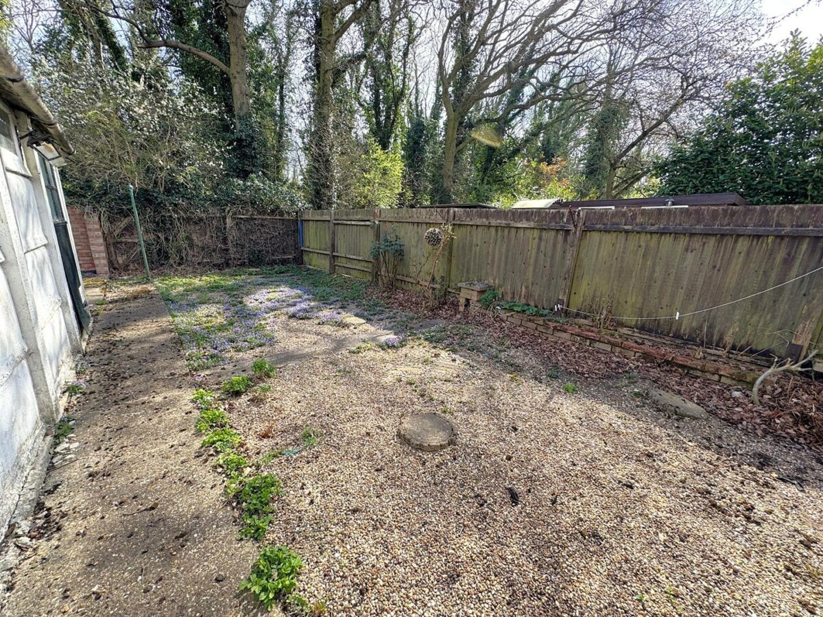 Surrey Close, Corby