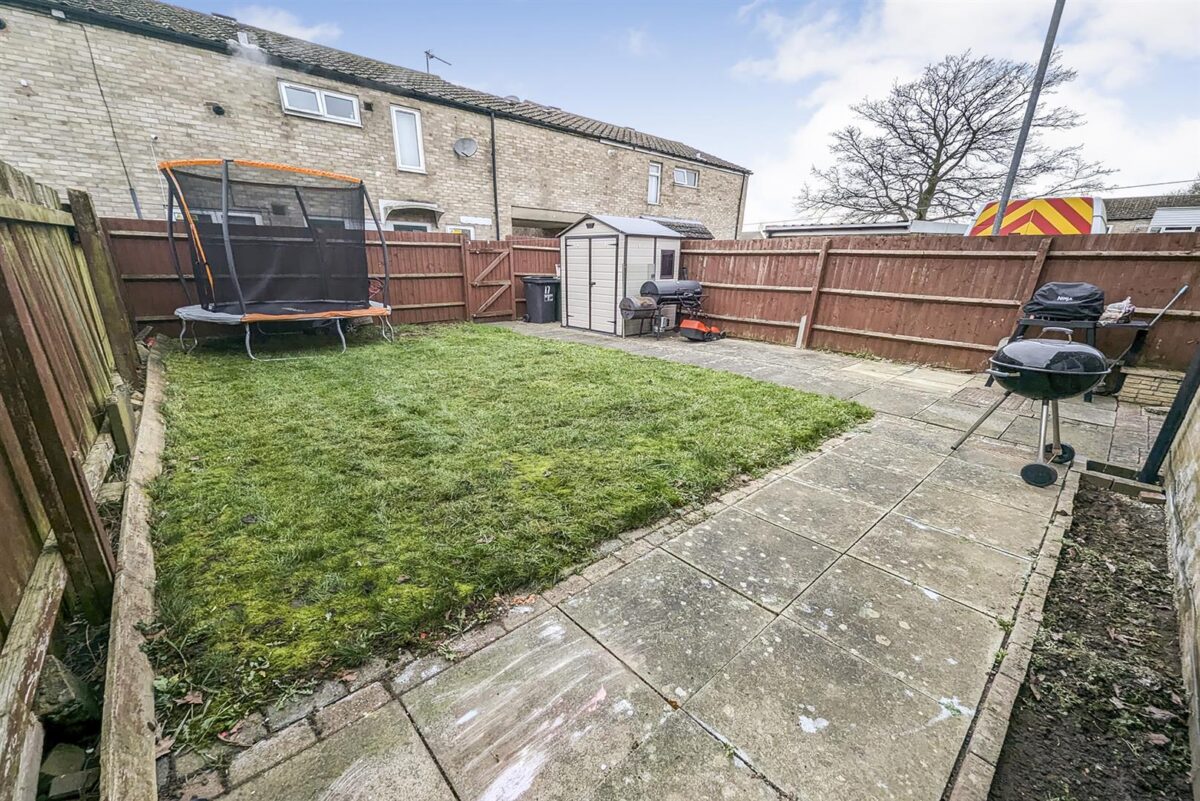 Brinkhill Walk, Corby
